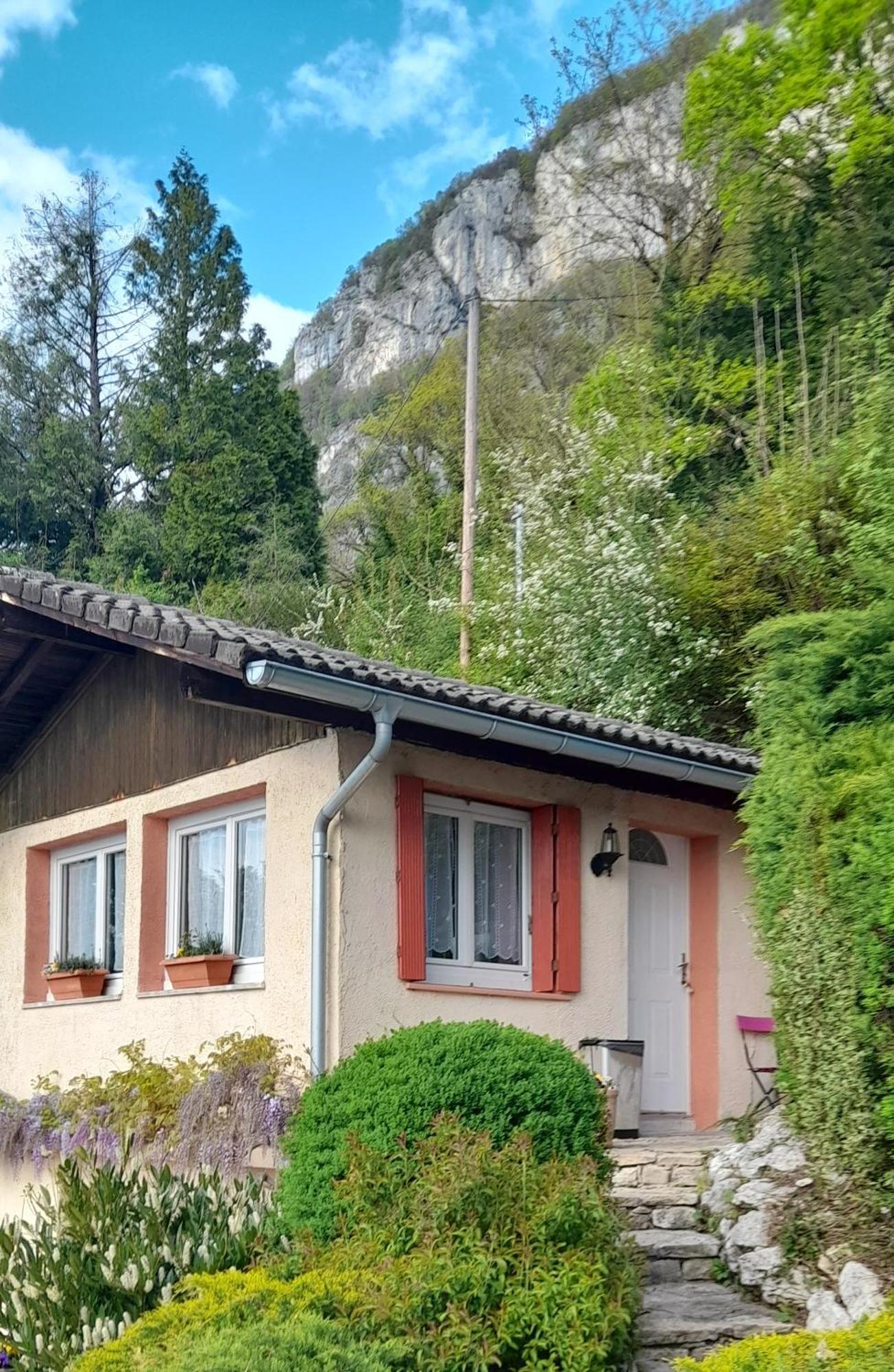 Lacustra Chindrieux Exteriér fotografie
